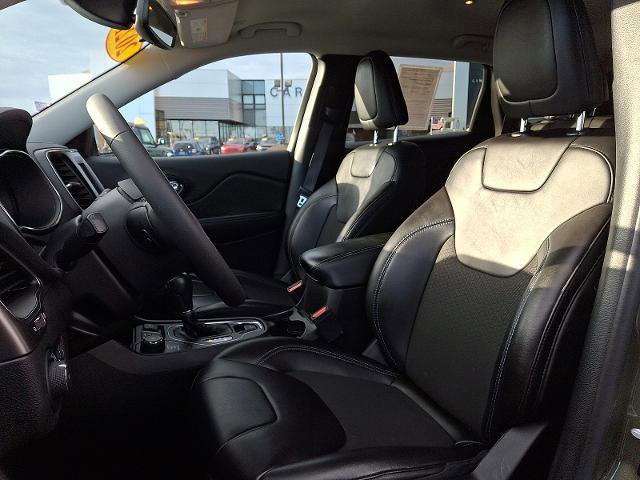 Used 2021 Jeep Cherokee Latitude Plus image 13