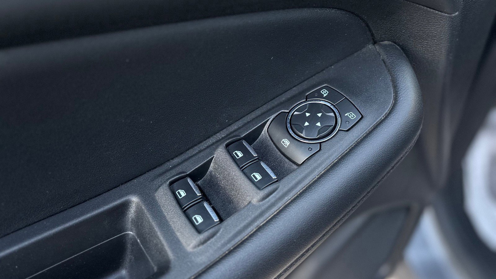 Certified 2022 Ford Edge SEL w/ Convenience Package image 26