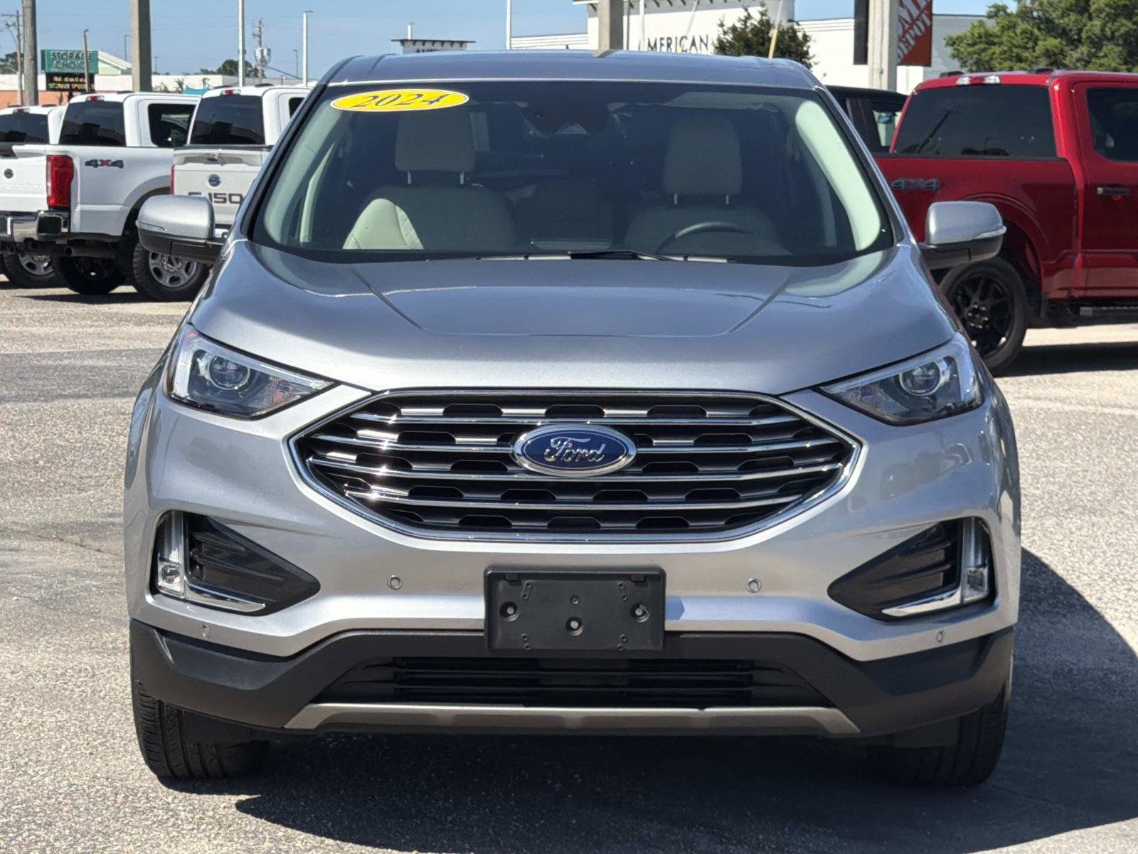 Certified 2024 Ford Edge Titanium AWD/4WD image 2