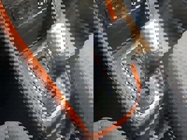 Certified 2021 Ford EcoSport SE w/ SE Appearance Package image 21