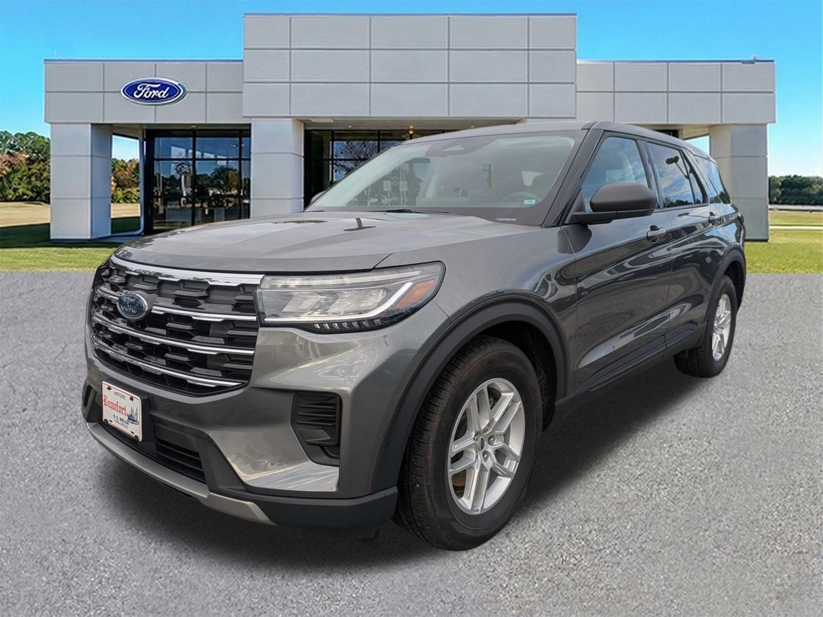 Certified 2026 Ford Explorer Active RWD image 8