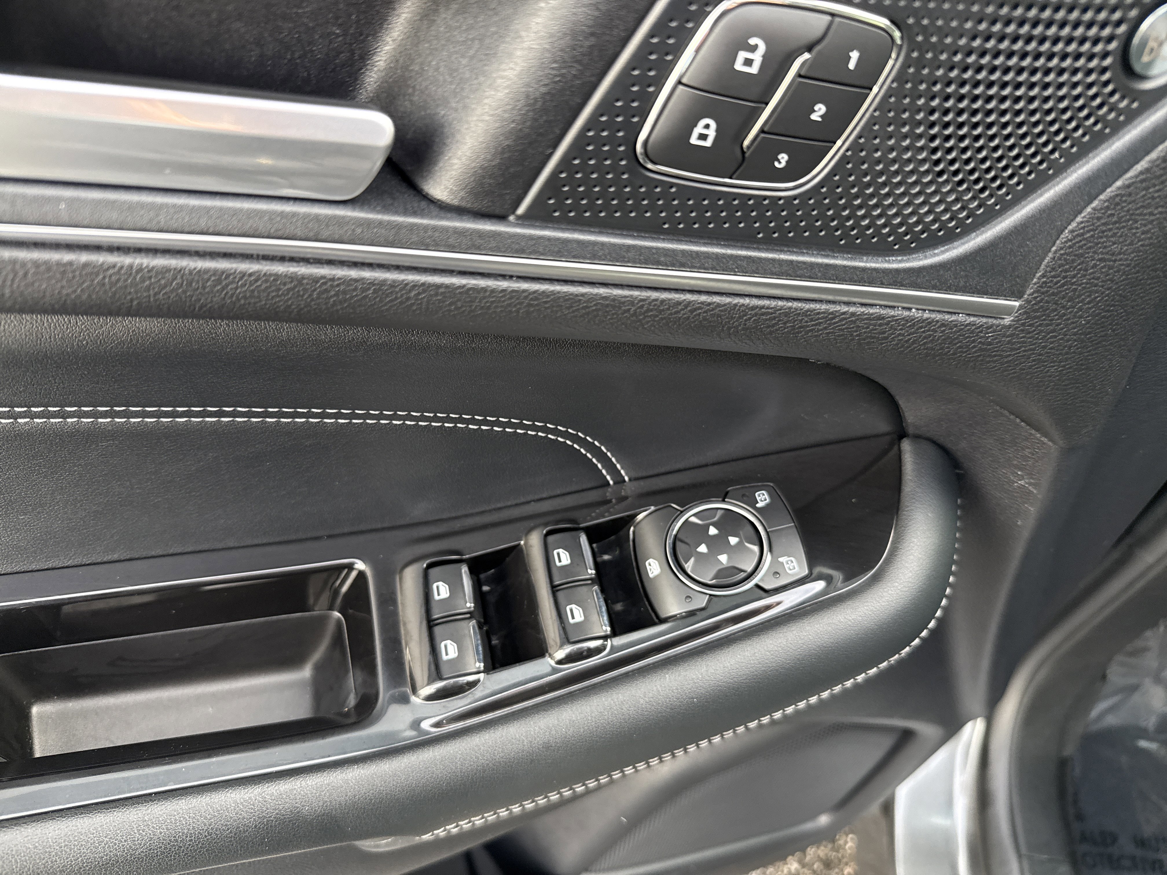 Certified 2019 Ford Edge Titanium w/ Equipment Group 301A image 9