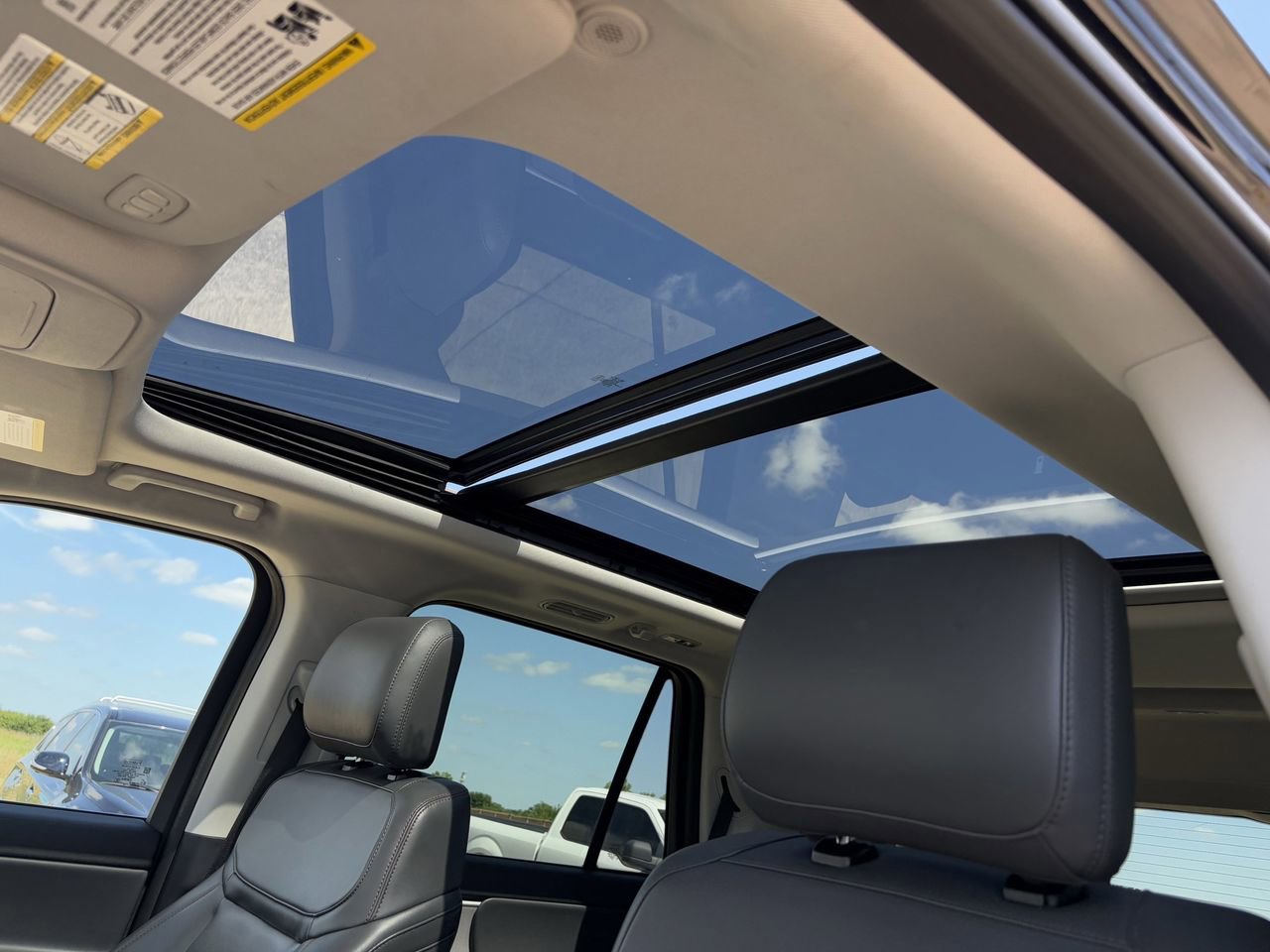 Certified 2025 Ford Expedition Active AWD/4WD image 26