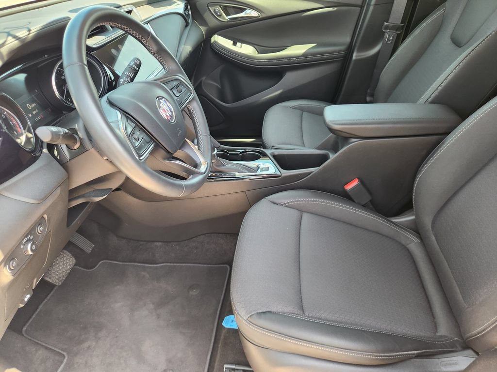 Used 2022 Buick Encore GX Select w/ Sport Touring Package FWD image 12