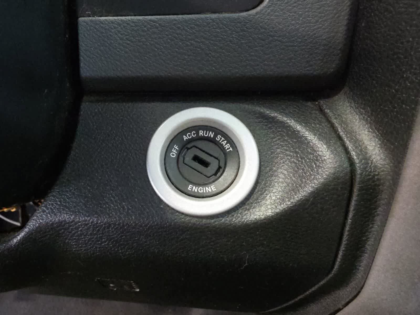 Used 2019 RAM 1500 Express w/ Wheel & Sound Group AWD/4WD image 19
