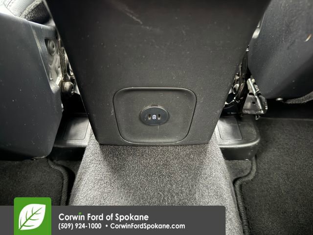 Certified 2025 Ford Escape Platinum image 17