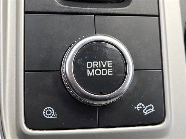 Certified 2022 Ford Explorer Limited w/ Equipment Group 301A image 18