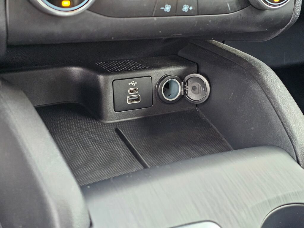 Certified 2025 Ford Escape ST-Line image 30