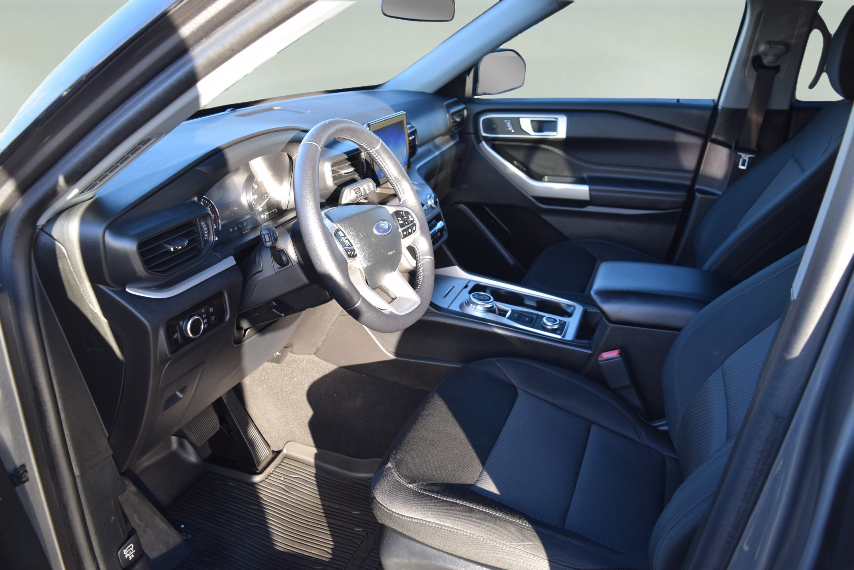 Certified 2023 Ford Explorer XLT image 9