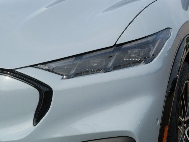 Certified 2024 Ford Mustang Mach-E Premium AWD/4WD image 8