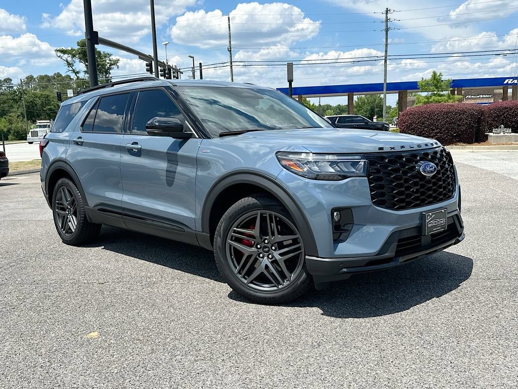 Certified 2025 Ford Explorer ST-Line w/ Premium Package
