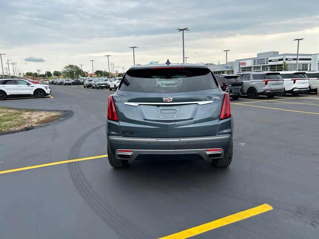 Used 2021 Cadillac XT5 Premium Luxury FWD image 8
