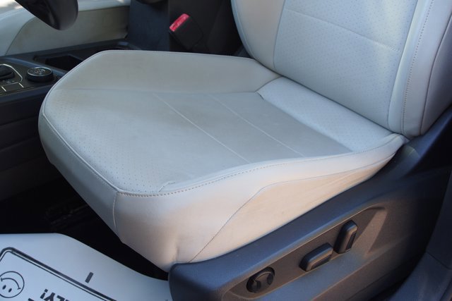 Used 2019 Volkswagen Tiguan SE AWD/4WD image 19