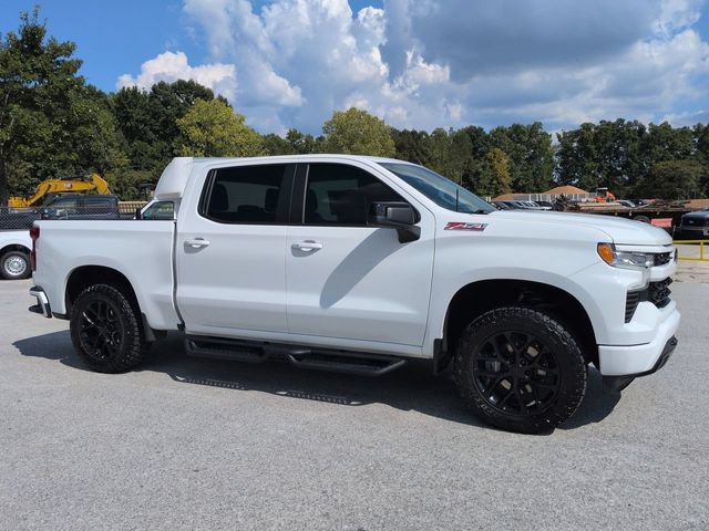 Used 2025 Chevrolet Silverado 1500 RST AWD/4WD image 2