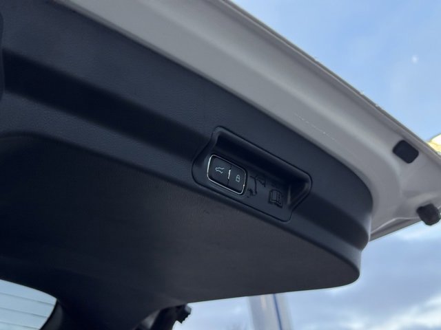 Certified 2022 Ford Explorer ST w/ Equipment Group 401A image 43