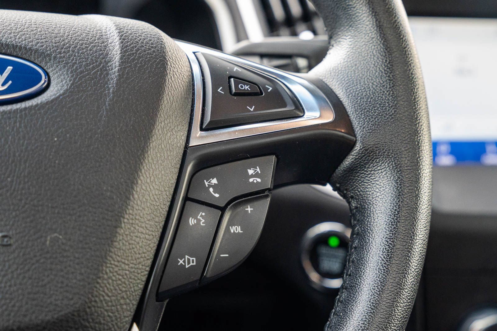 Certified 2020 Ford Edge SEL FWD image 27