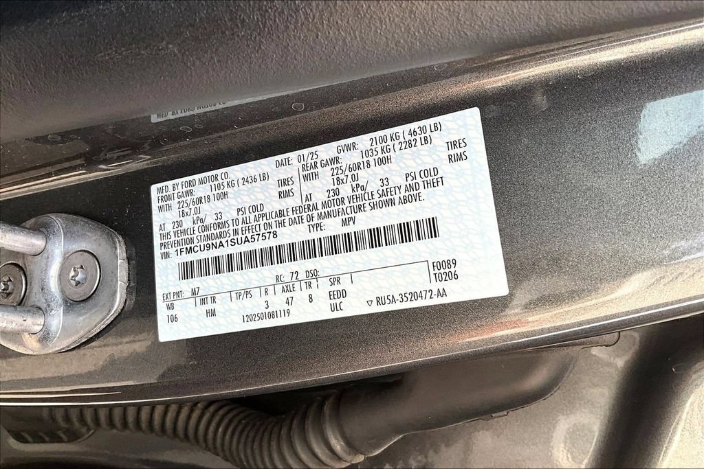 Certified 2025 Ford Escape ST-Line Select AWD/4WD image 31