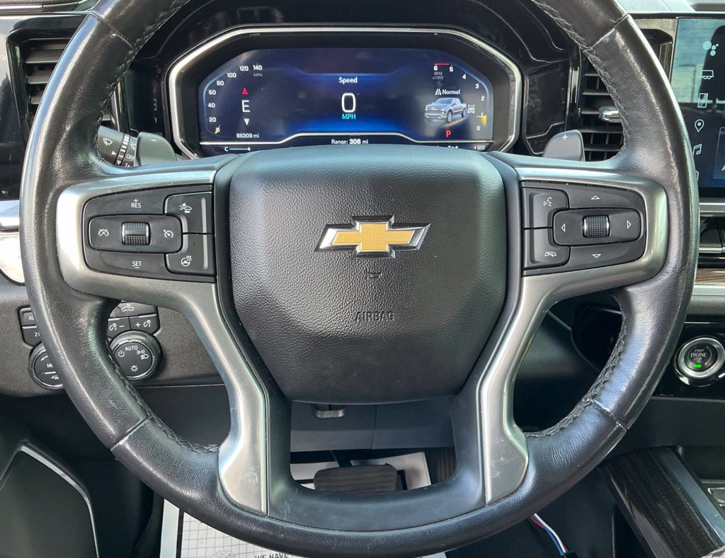 Used 2023 Chevrolet Silverado 1500 LT w/ Z71 Off-Road Package AWD/4WD image 36