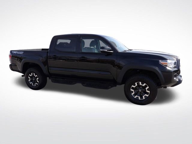 Used 2023 Toyota Tacoma TRD Off-Road w/ Technology Package image 11