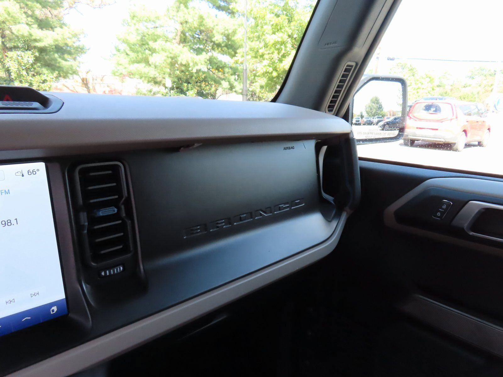 Certified 2022 Ford Bronco Wildtrak image 24