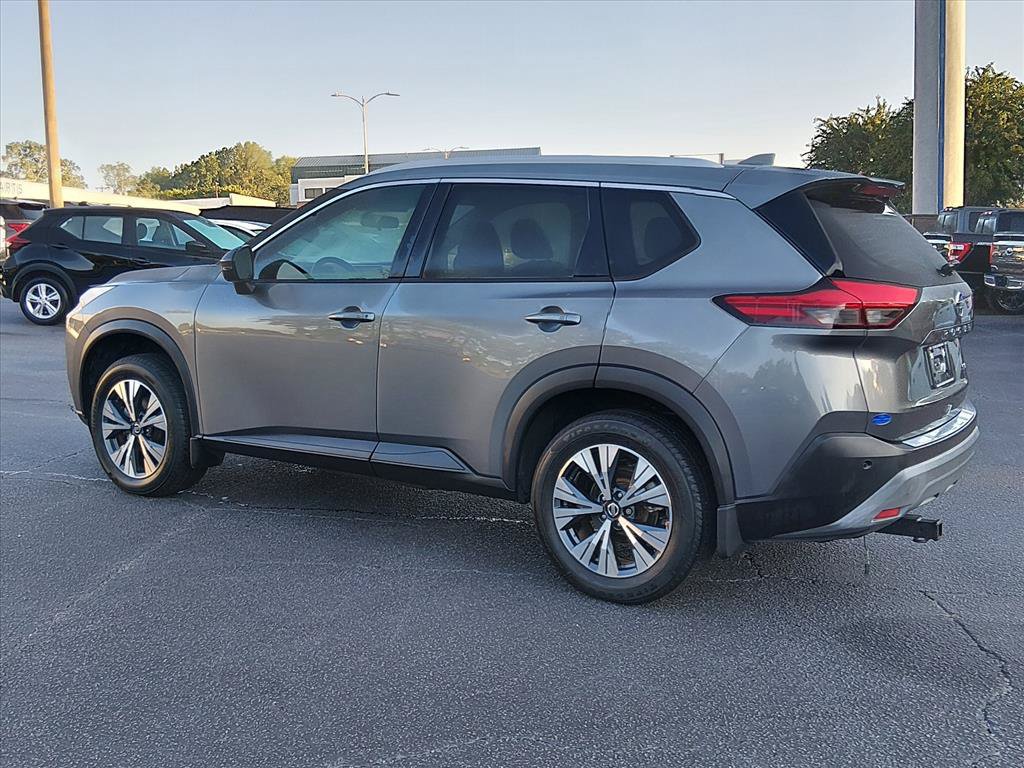 Used 2021 Nissan Rogue SV w/ Premium Package FWD image 6