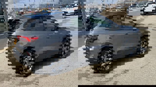 Certified 2025 Ford Escape ST-Line w/ Cold Weather Package image 2