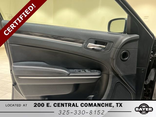 Used 2022 Chrysler 300 Touring L image 20