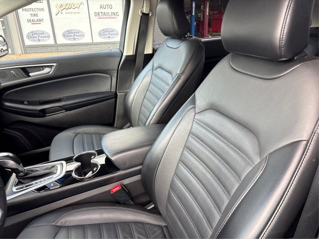 Certified 2018 Ford Edge SEL w/ Equipment Group 201A AWD/4WD image 9