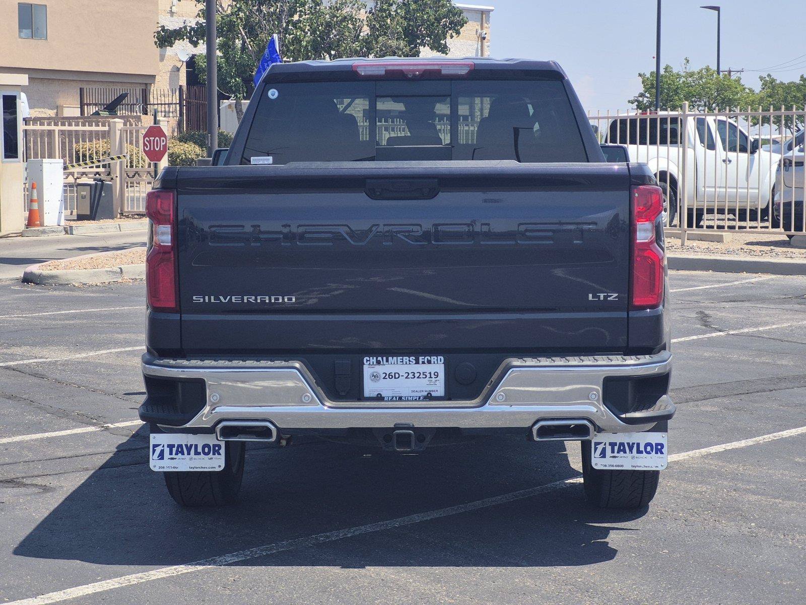 Used 2023 Chevrolet Silverado 1500 LTZ w/ LTZ Premium Package AWD/4WD image 6