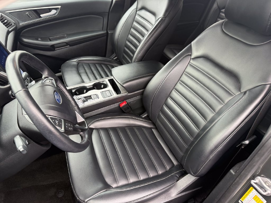 Certified 2024 Ford Edge SEL AWD/4WD image 15