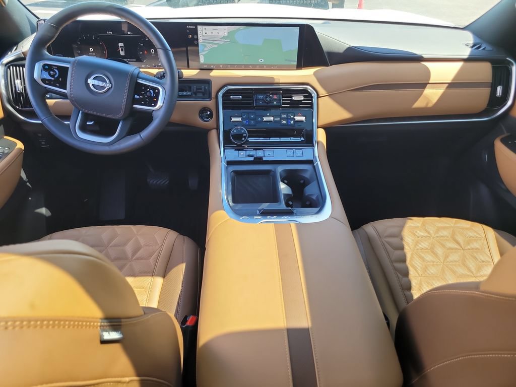 Used 2025 Nissan Armada Platinum Reserve RWD image 14