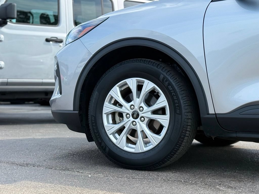 Certified 2024 Ford Escape Active FWD image 39