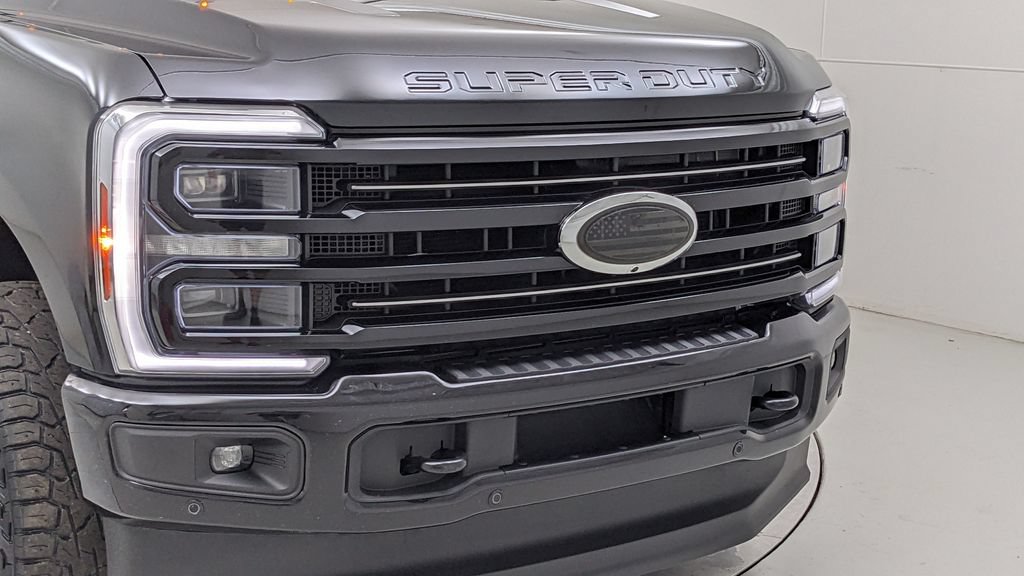 Certified 2025 Ford F250 Platinum AWD/4WD image 45