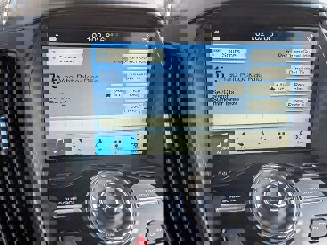 Certified 2018 Ford Escape Titanium w/ Ford Safe & Smart Package image 22