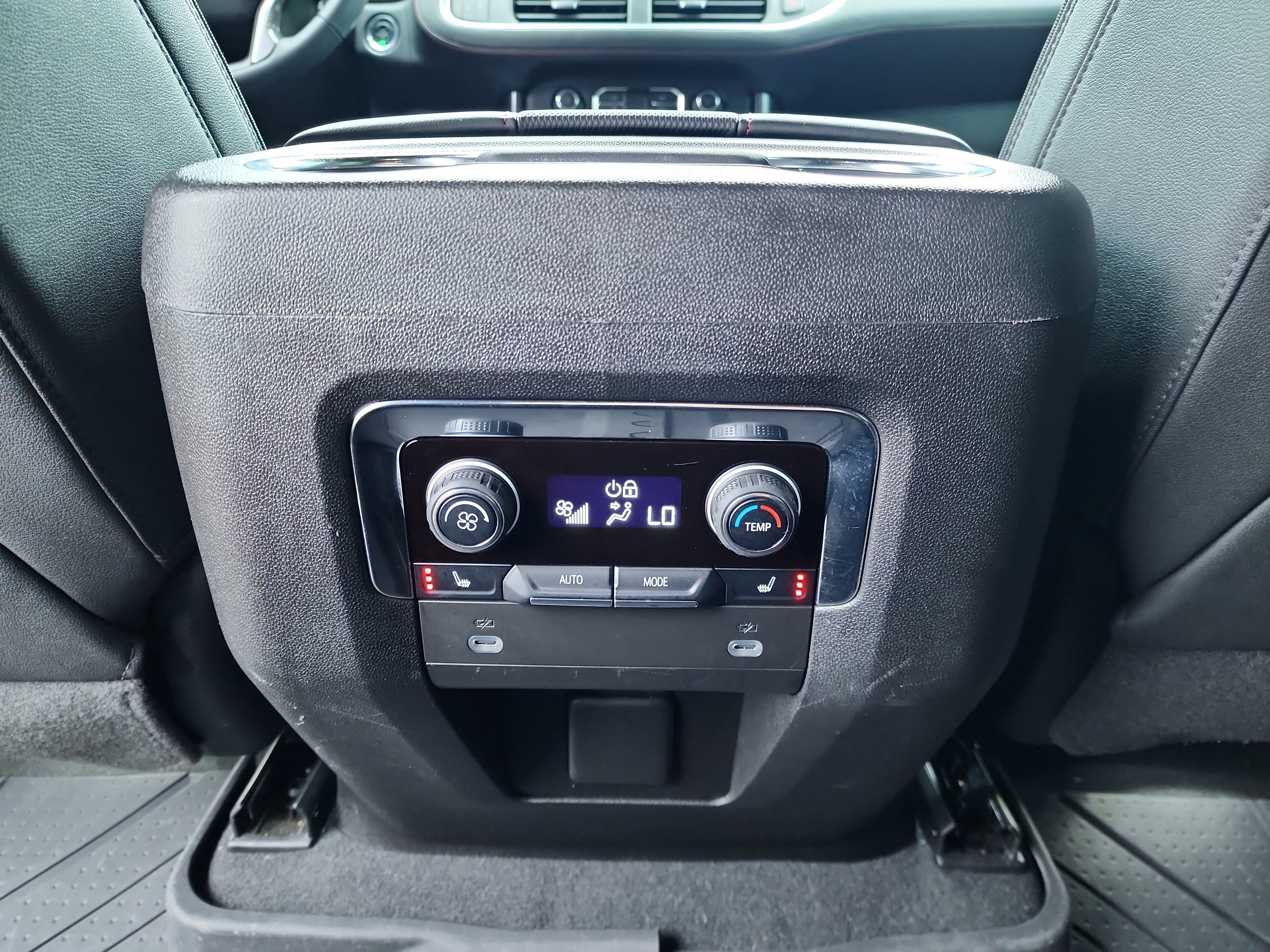 Used 2023 Chevrolet Tahoe RST w/ Luxury Package image 13