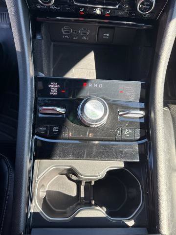Used 2021 Jeep Grand Cherokee L Overland w/ Luxury Tech Group IV AWD/4WD image 19