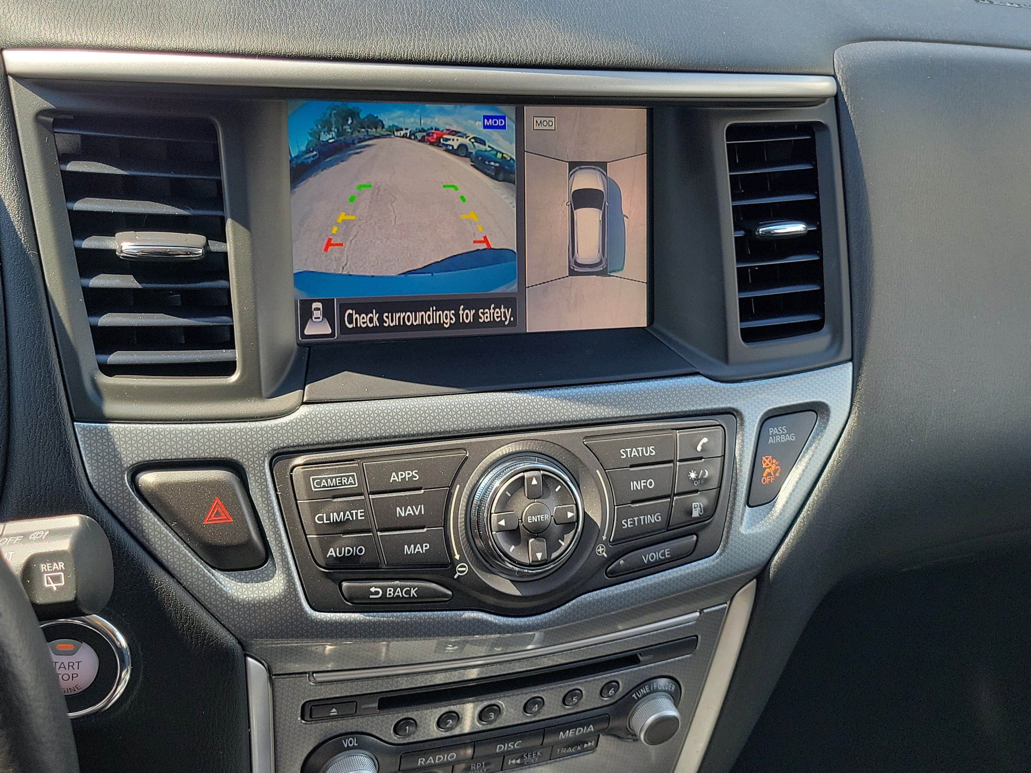Used 2019 Nissan Pathfinder SL FWD image 27
