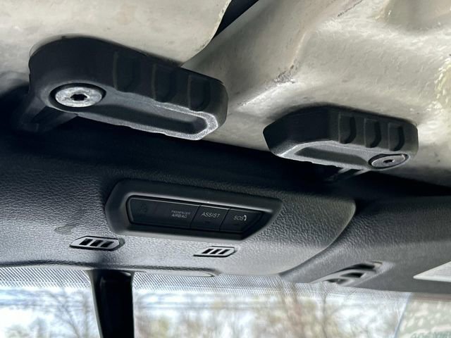 Used 2023 Jeep Gladiator Sport image 37