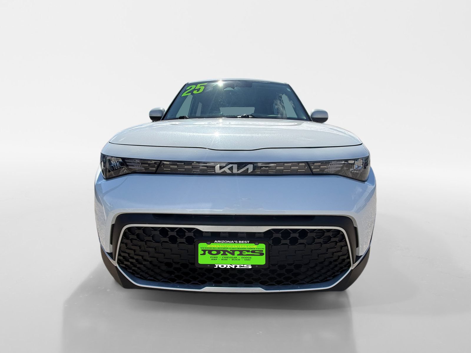 Used 2025 Kia Soul LX w/ LX Technology Package FWD image 11