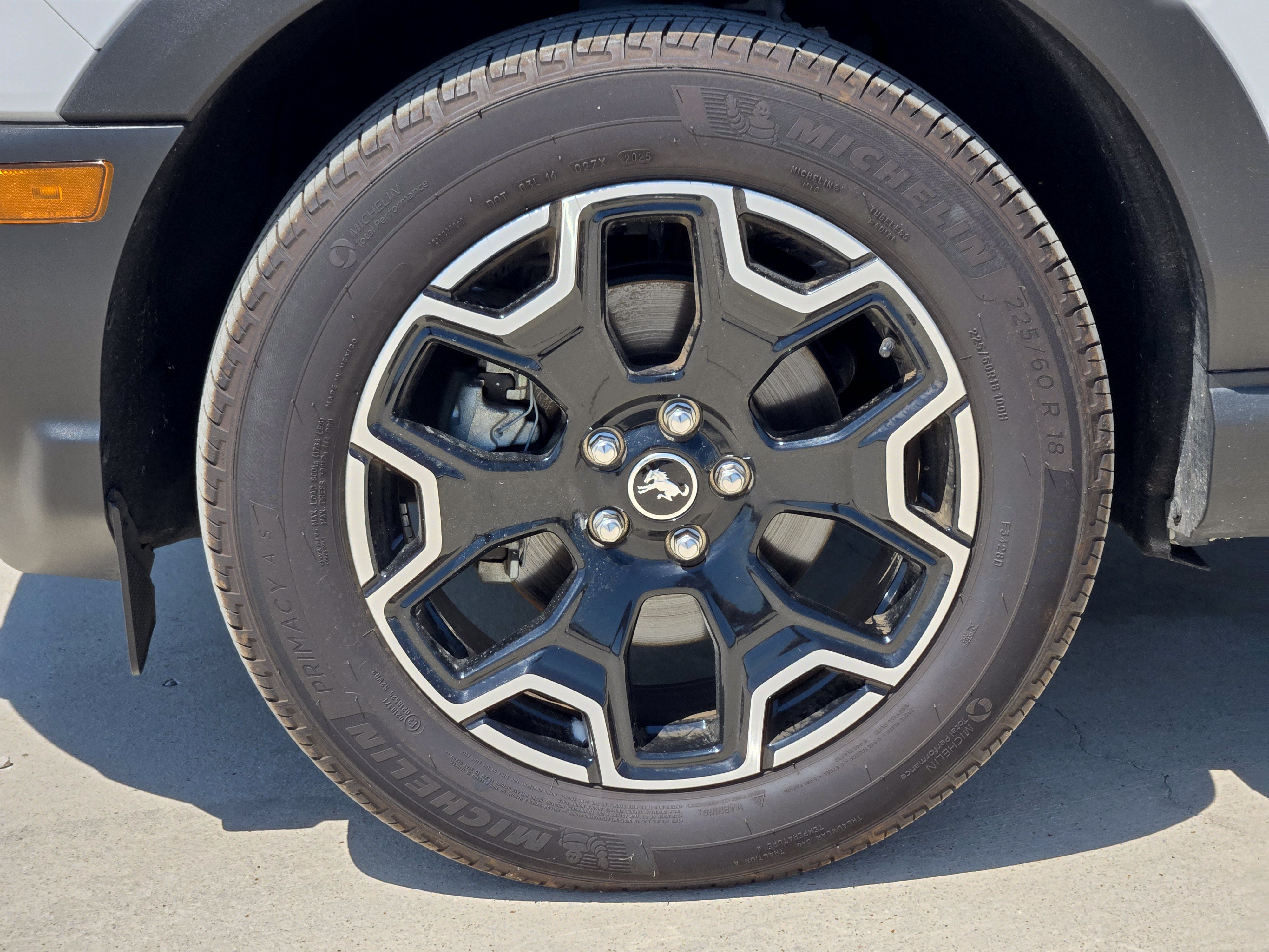 Certified 2025 Ford Bronco Sport Outer Banks w/ Outer Banks Tech Package+ AWD/4WD image 12