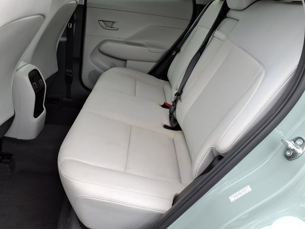 Used 2024 Hyundai Kona SEL AWD/4WD image 11