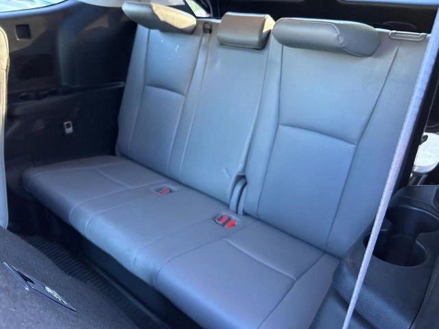 Used 2022 Toyota Highlander Platinum image 10
