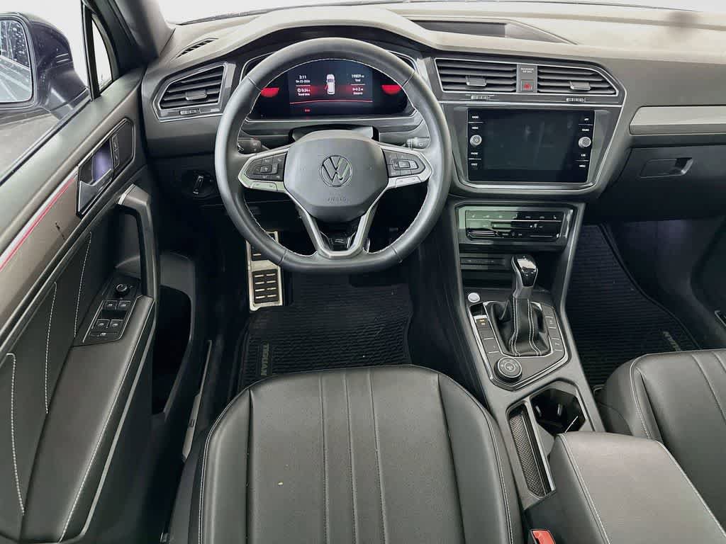 Used 2023 Volkswagen Tiguan SE R-Line AWD/4WD image 9
