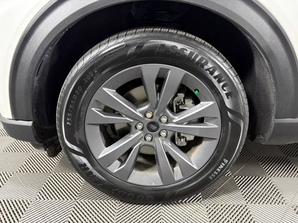 Certified 2025 Ford Explorer Active w/ Active Comfort Package AWD/4WD image 11