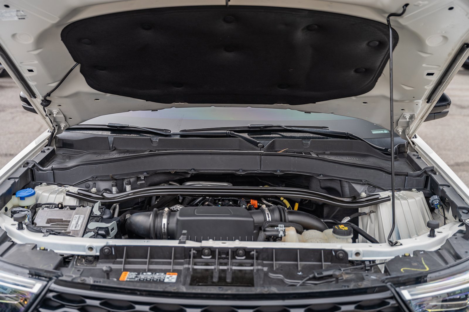 Certified 2020 Ford Explorer ST w/ Premium Technology Package image 26