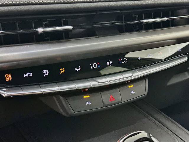 Used 2024 Cadillac XT4 Premium Luxury FWD image 18