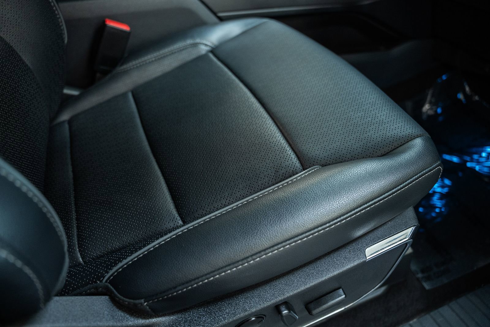 Certified 2024 Ford F150 Lariat image 42