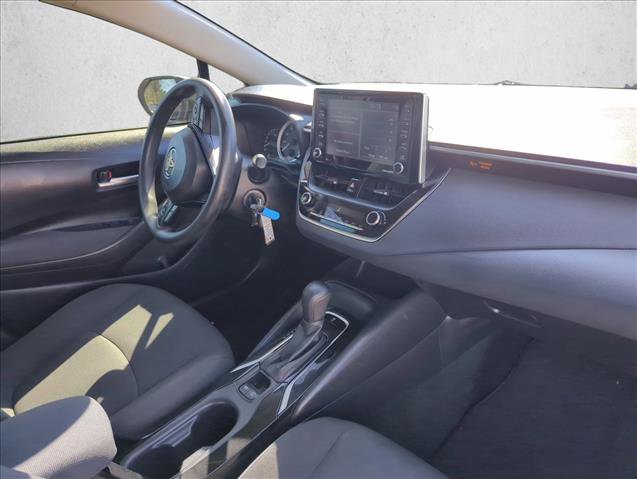 Used 2021 Toyota Corolla LE image 17