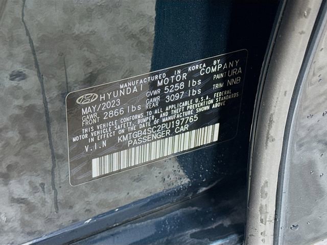 Used 2023 Genesis G80 2.5T image 31