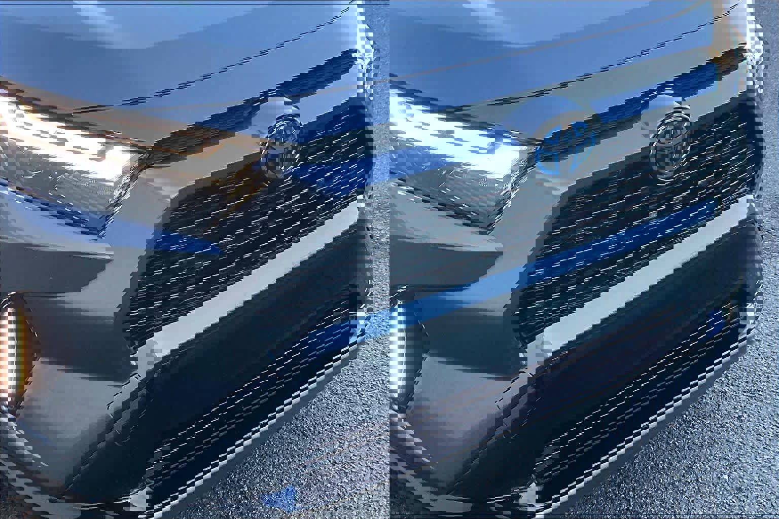 Used 2022 Toyota RAV4 XSE image 29